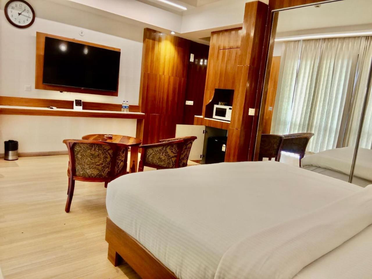 The Grace Residency, Lucknow Hotel Exterior photo